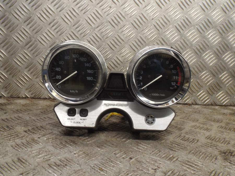 Yamaha XJR1300 XJR 1300 KMH Clocks Dials Speedometer Tachometer 66720km/h