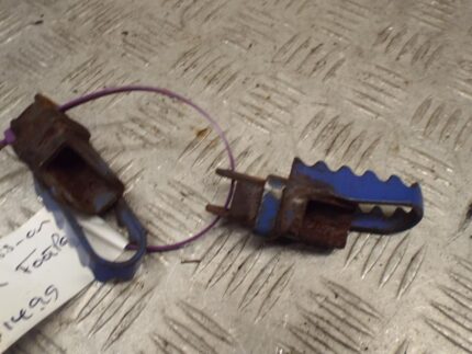 Suzuki DR125 DR 125 1985-On Pair Pillion Passenger Foot Pegs Footpegs Rests