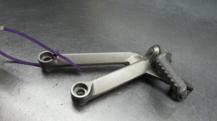 Kawasaki ZX10R 2004-2005 Right Hand Side Pillion Footpeg And Hanger