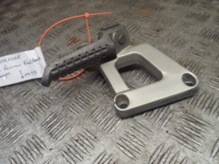 Kawasaki ZZR600E ZZR600 E Left Hand Side Pillion Passenger Footpeg & Hanger